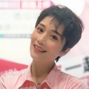 Дин Шань Шань