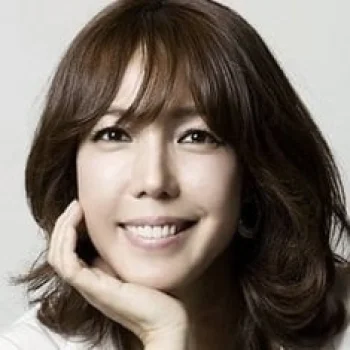 Jeon Soo-kyung