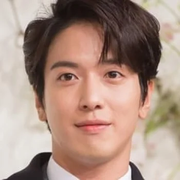 Jung Yong-hwa