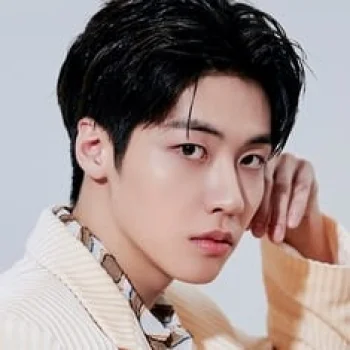 Lee Seung-hyub