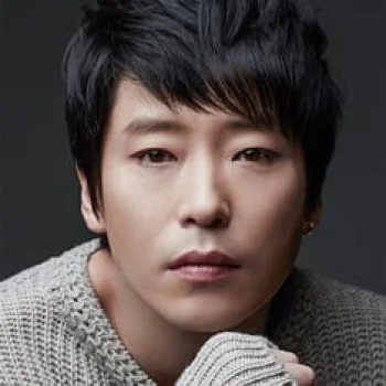 Uhm Ki-joon