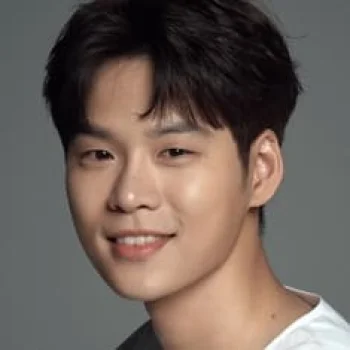 Yoon Ji-on