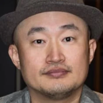Khan Lee